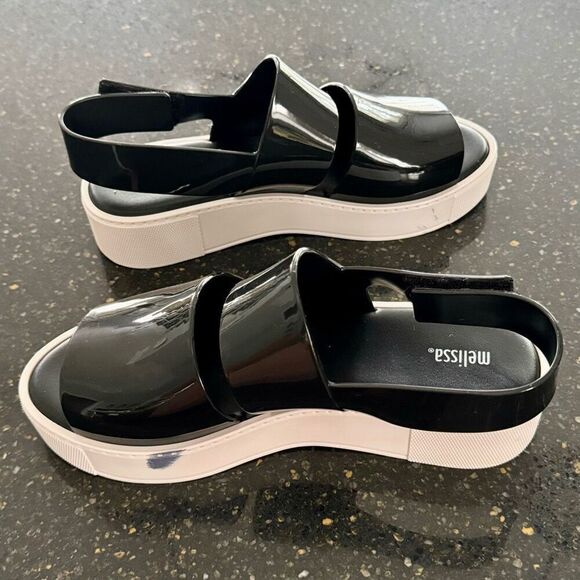 Melissa Soho Sandal | Black Patent - Picture 7 of 10